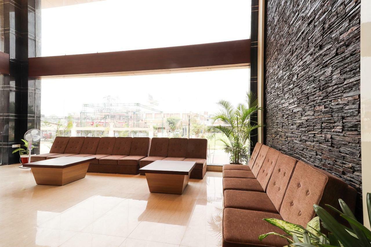 Oyo 39959 Hotel Bandhan Bahraich Exterior foto